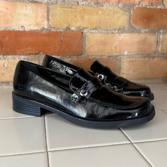 Naturalizer Mia Black Genuine Patent Leather Loafer Slip on Women's size 6.5 - Picture 5 of 14
